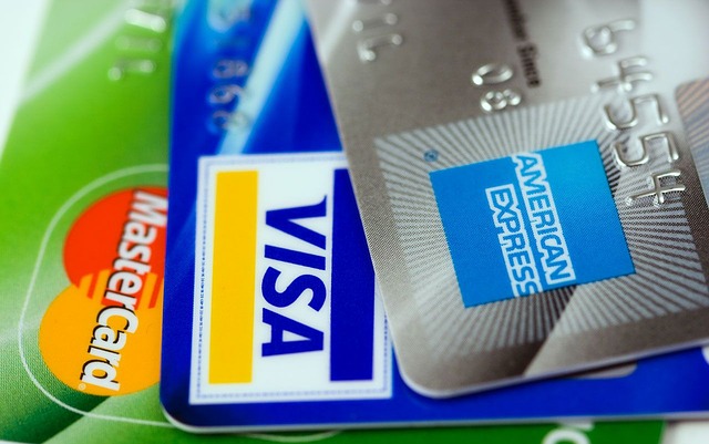 Read more about the article 3 Credit Card Myths That Can Cause Financial Trouble