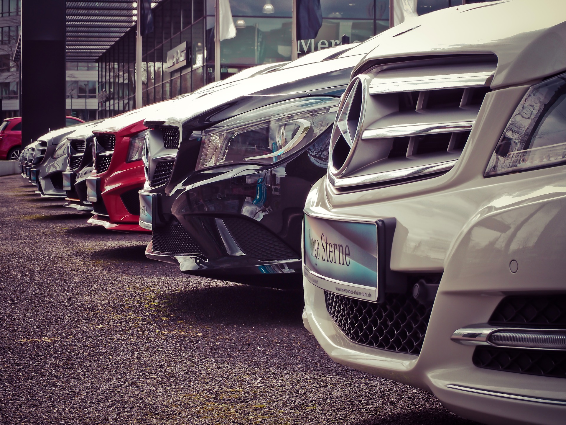 Read more about the article How MUCH Does Financing a NEW Car Really Cost?