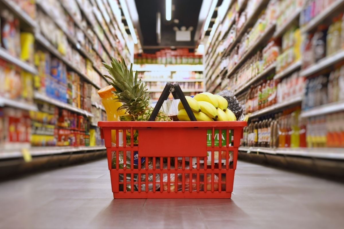 Read more about the article How Much Do We Spend on Groceries? Best Budgeting Tips for the New Year